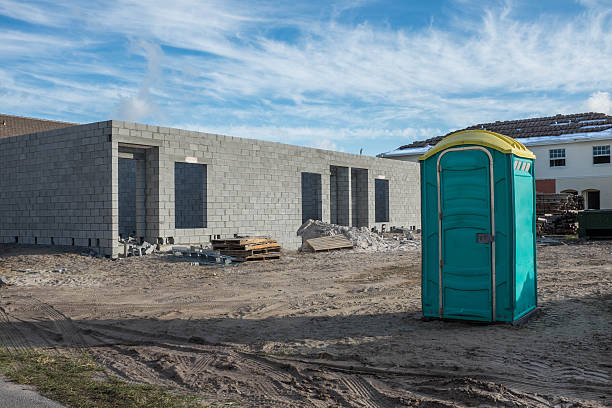 Best Portable bathroom rental  in Deerfield, IL